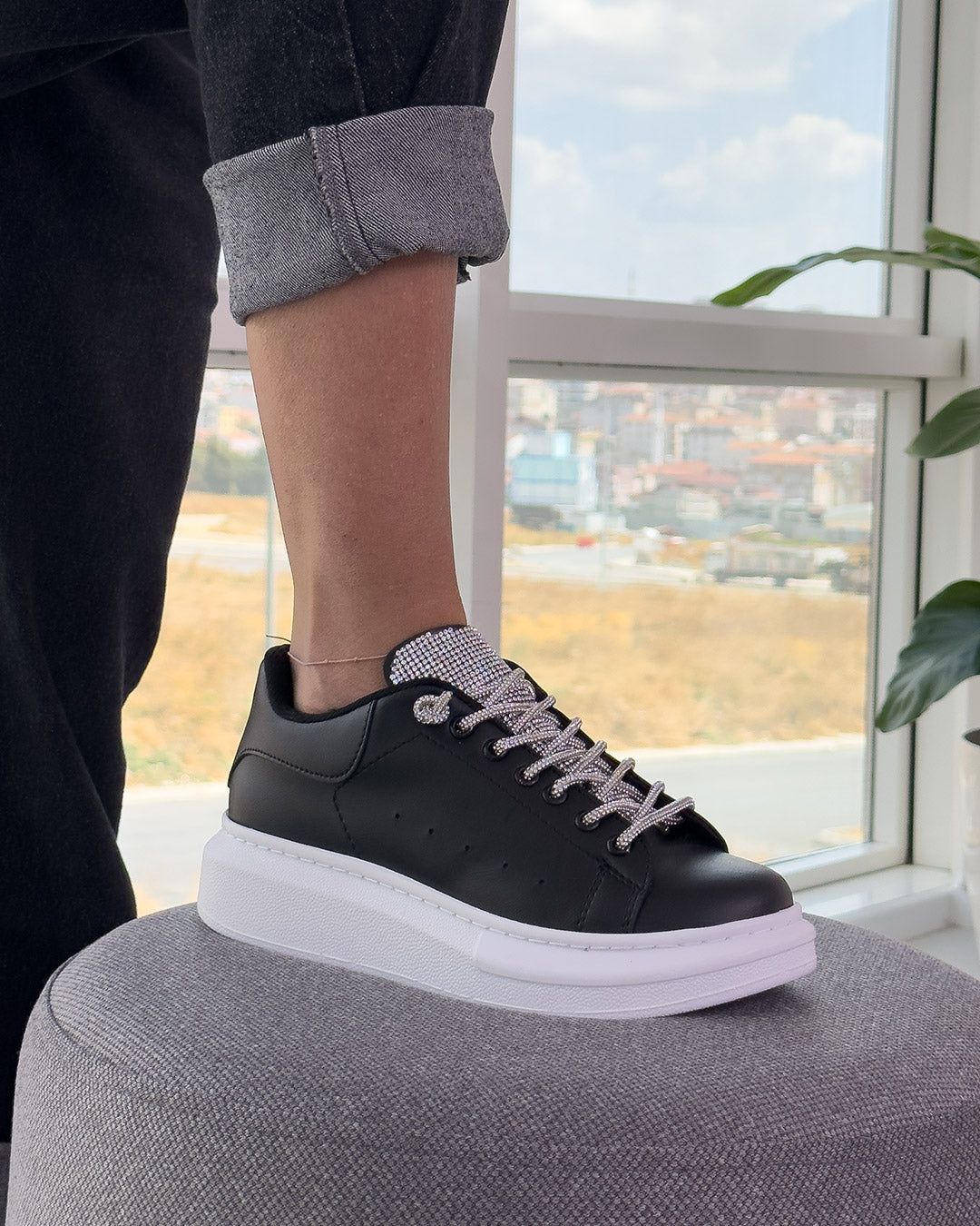 Passion Siyah Beyaz Taşlı Kadın Sneakers